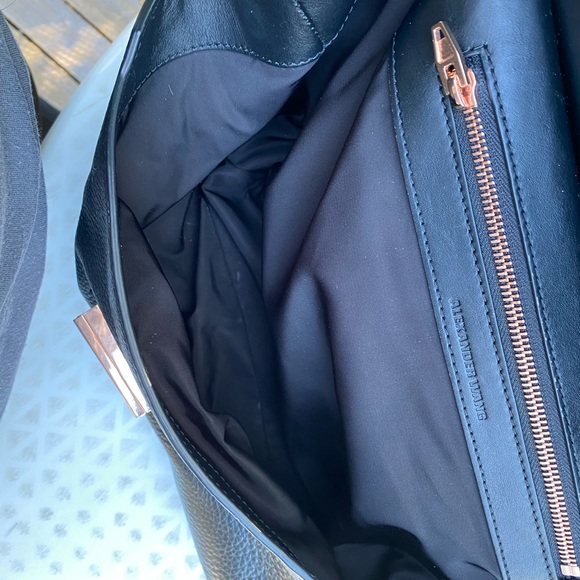 ✨AUTHENTIC✨ Alexander Wang Marion Prisma crossbody bag. Rose gold hardware. - Picture 3 of 7